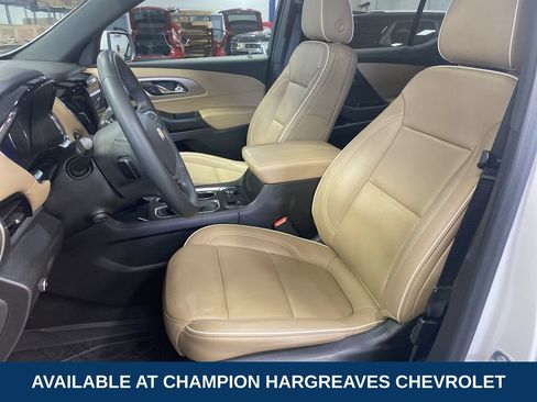 Used 2023 Chevrolet Traverse Premier w/ LPO, Floor Liner Package AWD/4WD image 26