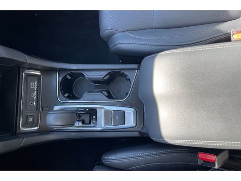 Certified 2023 Subaru Ascent Limited w/ Technology Package image 30