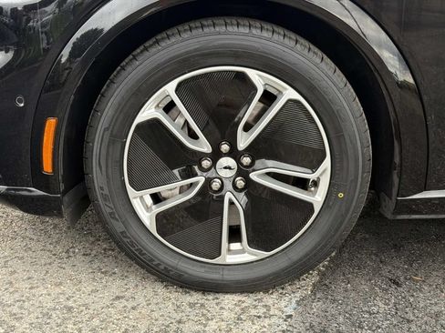 Used 2023 Ford Mustang Mach-E Premium RWD image 28