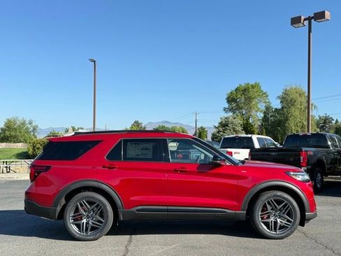 New 2026 Ford Explorer ST-Line AWD/4WD image 2