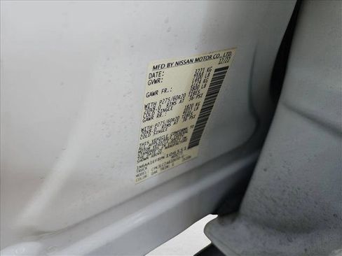 Used 2023 Nissan Titan SV w/ SV Convenience Package image 24