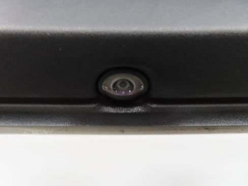 Used 2021 GMC Canyon Denali image 32