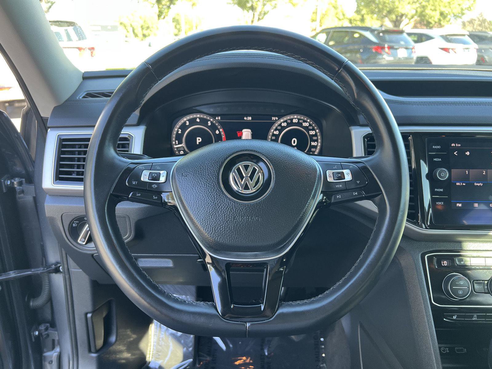 Used 2019 Volkswagen Atlas SEL Premium AWD/4WD image 6