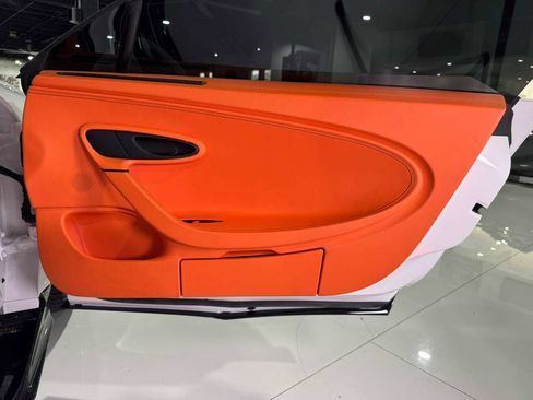 Used 2022 Bugatti Chiron Pur Sport image 28