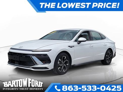 Used 2025 Hyundai Sonata SEL FWD image 1