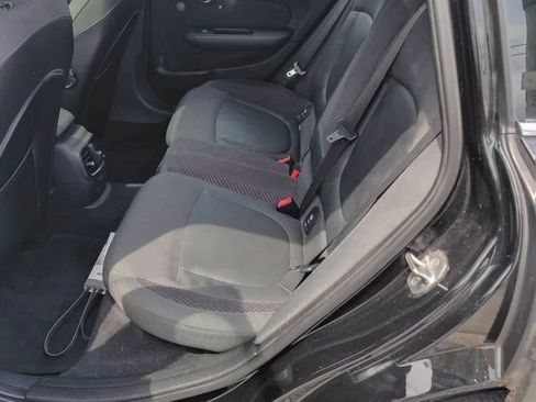 Used 2016 MINI Cooper Clubman FWD image 6
