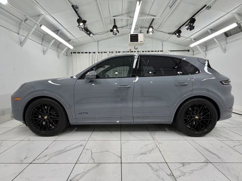 Certified 2025 Porsche Cayenne GTS AWD/4WD image 2