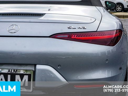 Used 2023 Mercedes-Benz SL 43 AMG w/ Driver Assistance Package image 19