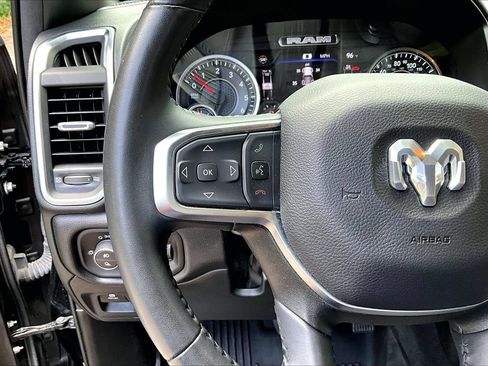 Used 2024 RAM 1500 Big Horn AWD/4WD image 10