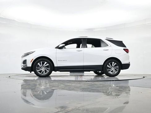 Used 2024 Chevrolet Equinox Premier FWD image 36