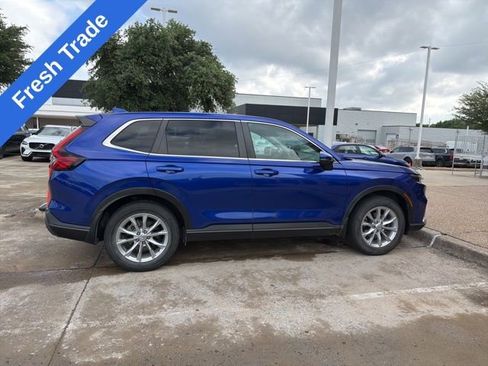 Used 2024 Honda CR-V EX-L image 3