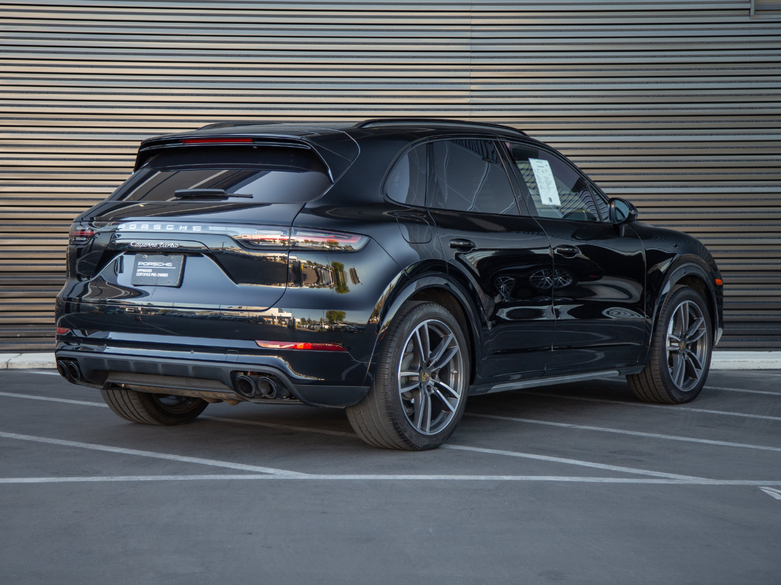 Certified 2023 Porsche Cayenne Turbo AWD/4WD image 7