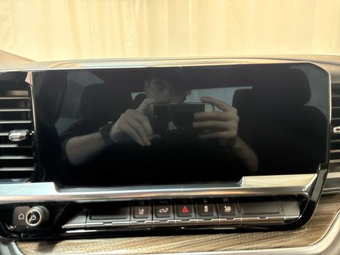 Certified 2025 Chevrolet Silverado 2500 LT w/ Convenience Package image 20