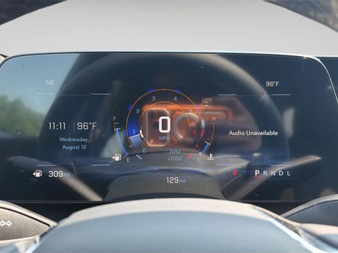 New 2026 Chevrolet Equinox LT w/ Safety and Technology Package FWD image 18