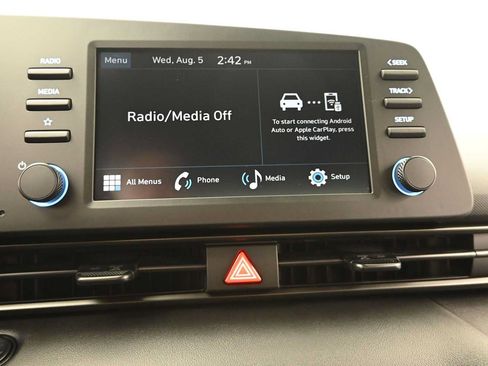 New 2026 Hyundai Elantra SEL Sport FWD image 18