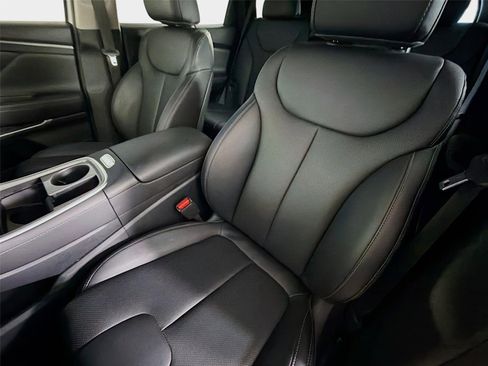 Certified 2023 Hyundai Santa Fe SEL w/ Premium Package FWD image 11