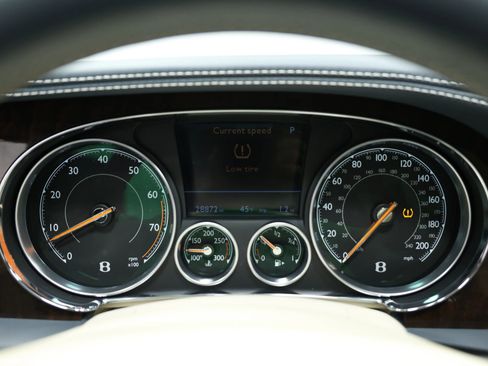 Used 2016 Bentley Continental GT V8 S image 31