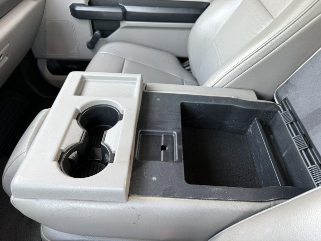 Used 2019 Ford F550 2WD Regular Cab Super Duty image 27