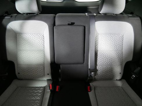 Used 2022 Chevrolet Equinox LS AWD/4WD image 13