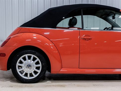 Used 2004 Volkswagen Beetle GLS FWD image 22