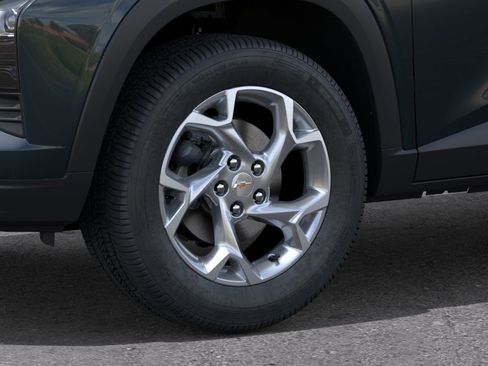 New 2026 Chevrolet Trax LS w/ LS Convenience Package FWD image 33