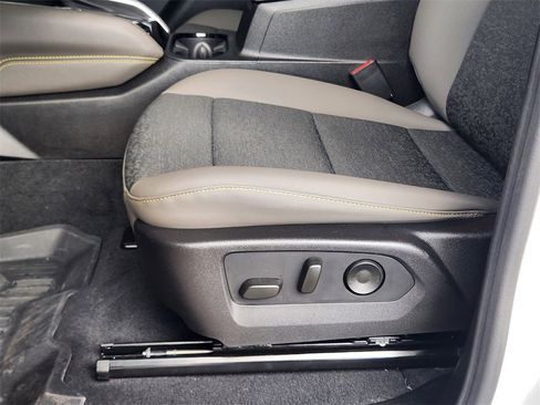 Certified 2024 Chevrolet Colorado ZR2 w/ Safety Package image 24