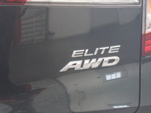 Used 2019 Honda Pilot Elite image 14