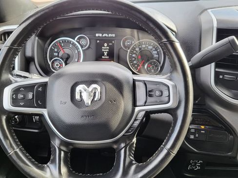 Used 2024 RAM 3500 Big Horn AWD/4WD image 31