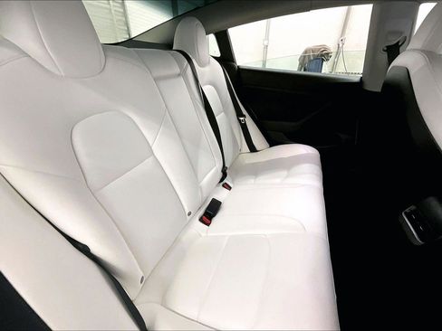 Used 2022 Tesla Model 3 Long Range image 27