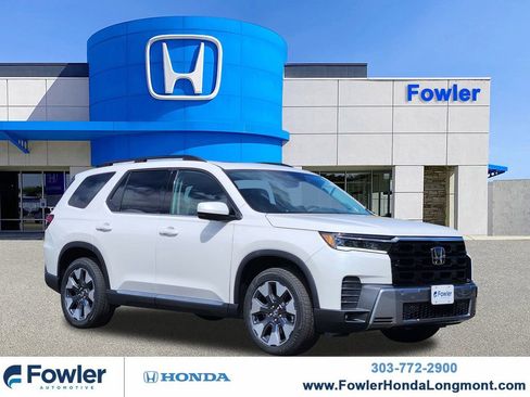 New 2026 Honda Pilot Touring image 1