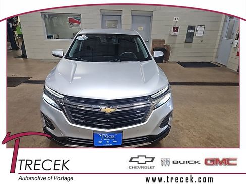 Used 2022 Chevrolet Equinox LT image 1
