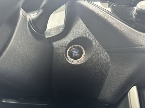 Used 2022 Toyota Corolla Cross LE FWD image 16