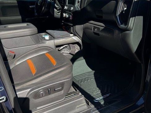 Used 2020 GMC Sierra 1500 AT4 w/ AT4 Premium Package AWD/4WD image 2