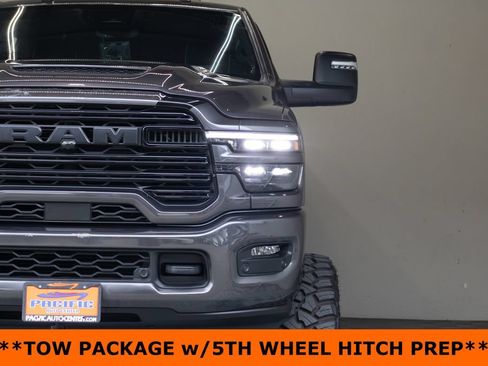 Used 2025 RAM 2500 Laramie w/ Night Edition AWD/4WD image 5