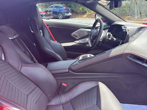 Used 2023 Chevrolet Corvette Stingray Premium Cpe w/ Z51 Performance Package RWD image 37