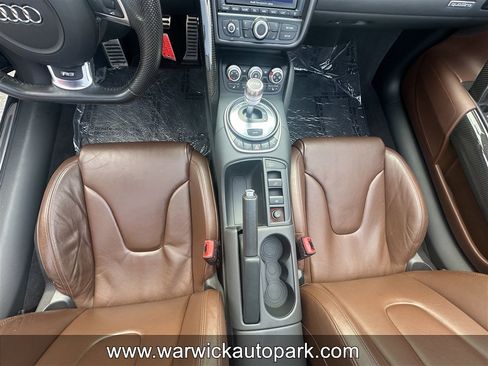 Used 2011 Audi R8 V8 image 8