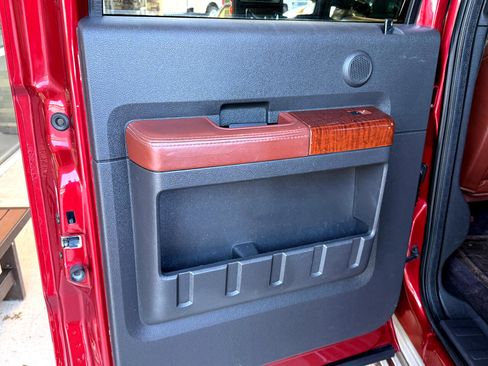 Used 2014 Ford F250 King Ranch w/ Snow Plow Prep Package image 11