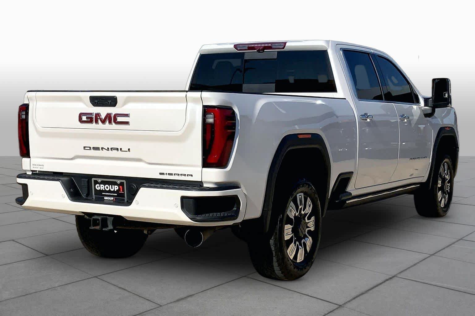Certified 2025 GMC Sierra 2500 Denali w/ Denali Reserve Package AWD/4WD image 11