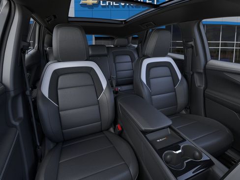 New 2025 Chevrolet Blazer EV LT image 16