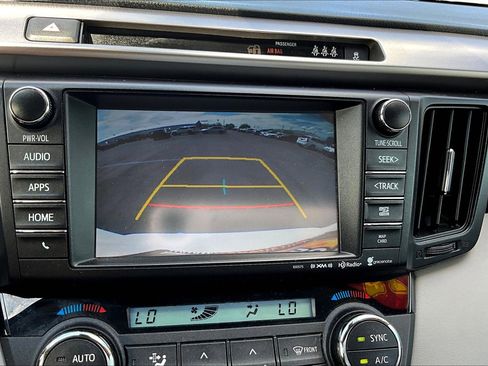 Used 2017 Toyota RAV4 XLE image 21