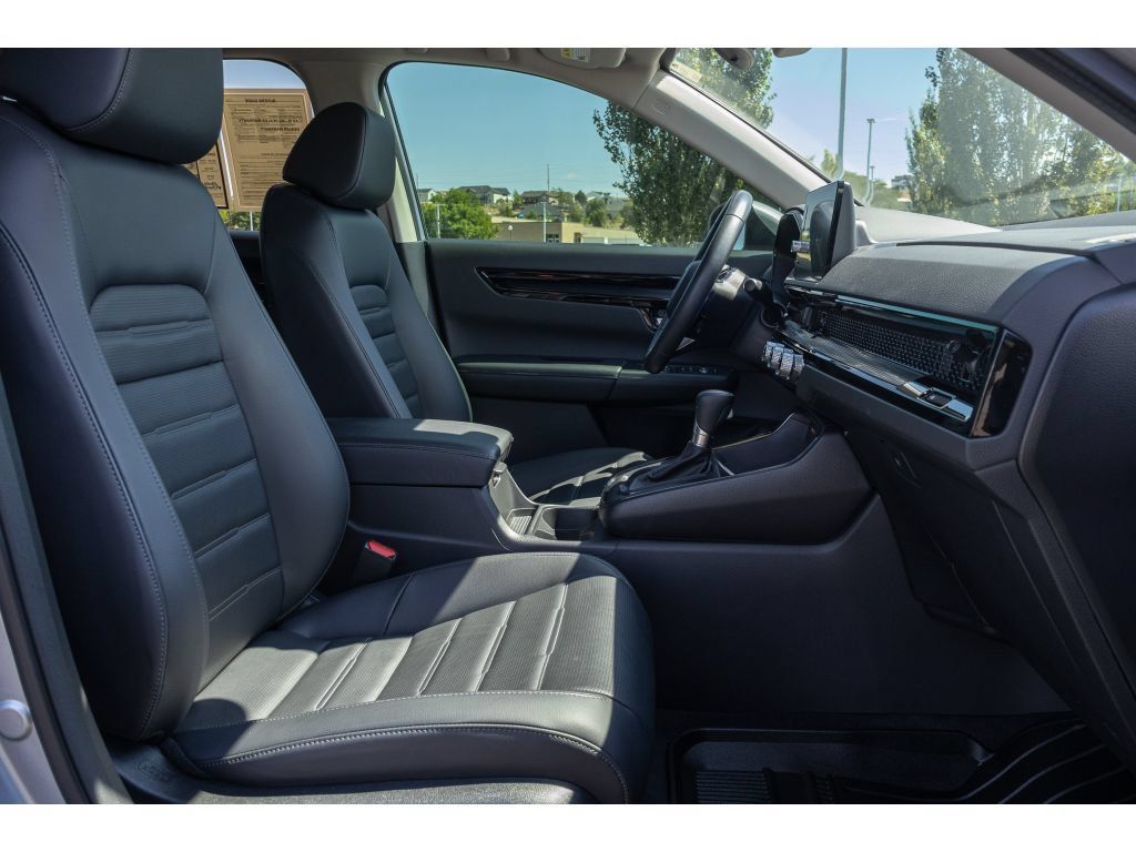 Used 2024 Honda CR-V EX-L image 11