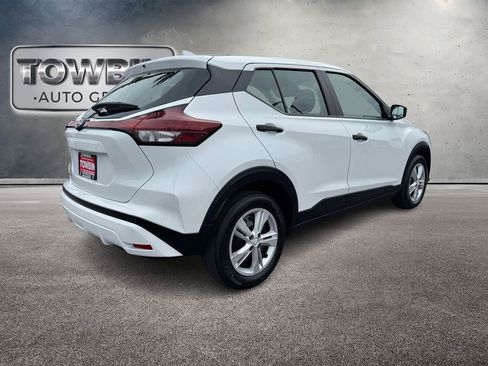 Used 2024 Nissan Kicks S FWD image 4