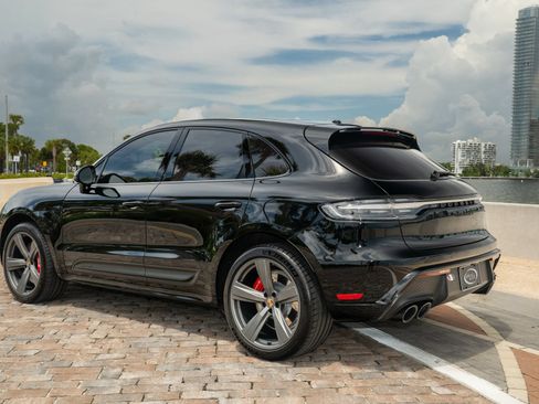 Used 2022 Porsche Macan GTS AWD/4WD image 8