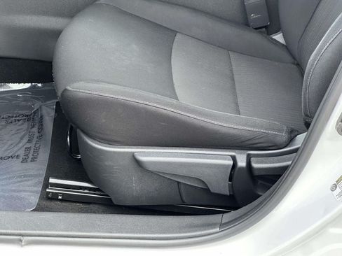 Used 2023 Nissan Sentra SV FWD image 15