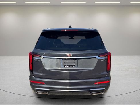 Used 2023 Cadillac XT6 Premium Luxury FWD image 4