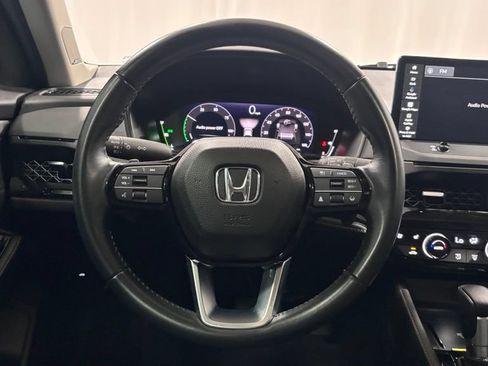 Used 2024 Honda Accord Touring image 13