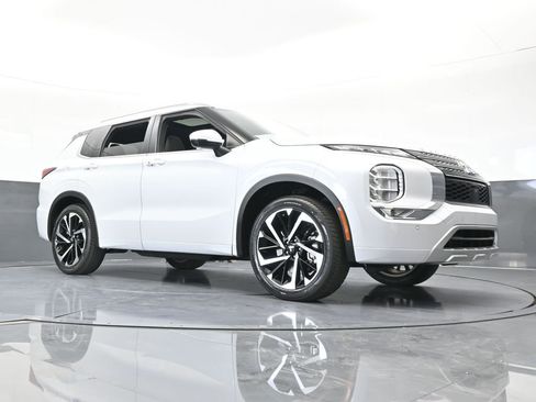 Used 2022 Mitsubishi Outlander SEL image 74