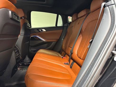 Used 2023 BMW X6 xDrive40i w/ M Sport Package image 30