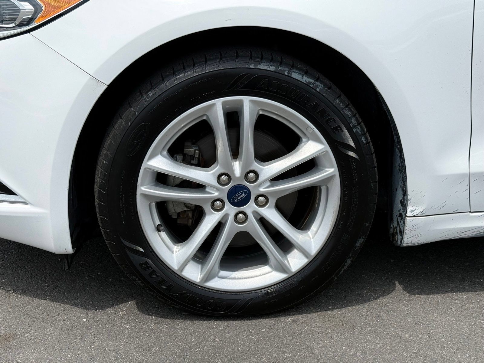 Used 2018 Ford Fusion SE w/ Equipment Group 602A FWD image 10