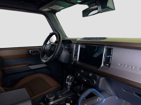Used 2023 Ford Bronco Outer Banks image 18